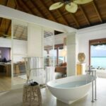 Dusit Thani Maldives 5*